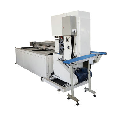 Automatische Maxi-Toilettenpapiermaschine mit großen Tissue-Roll-Band-Säge